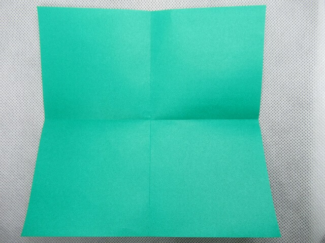 カエルの折り紙に挑戦 5種類の作り方をマスターして折り紙上級者に おりがみ トピックス一覧 バンダイによる無料で動画やコンテストが楽しめる投稿サイト