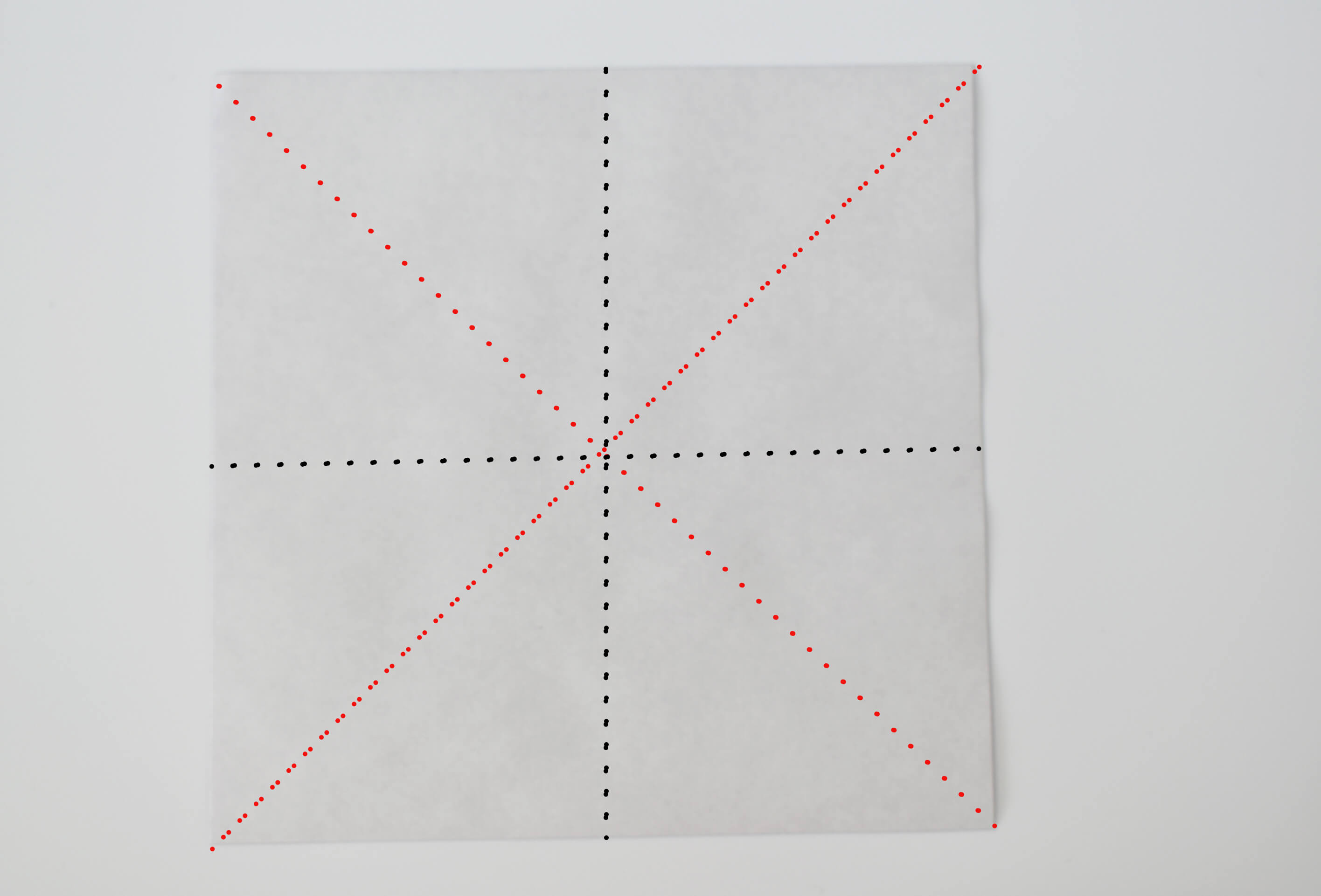 折り紙 カタツムリの折り方 梅雨の季節に作ってお家に飾ろう おりがみ部の記事一覧 おりがみ部 部活トップ バンダイによる 遊びと学びのココロ育むファミリーエンタメサイト 折り紙 カタツムリの折り方 梅雨の季節に作ってお家に飾ろう おりがみ部の記事一覧 おりがみ部 部活トップ バンダイによる 遊びと学びのココロ育むファミリーエンタメサイト