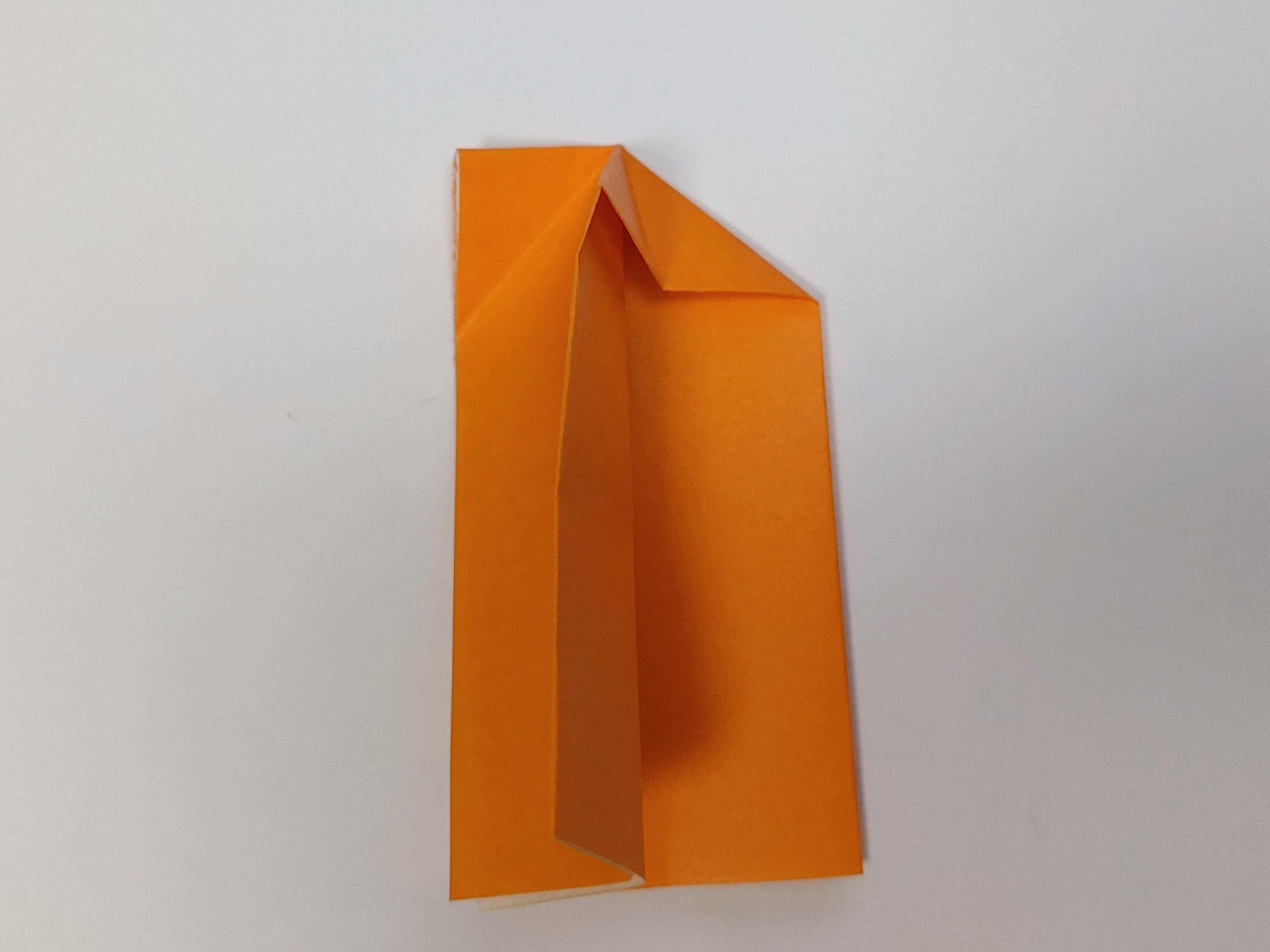 リボンを折り紙で作ってみよう 基本の折り方3種類に変わり種も おりがみ部の記事一覧 おりがみ部 部活トップ バンダイによる 遊びと学びのココロ育むファミリーエンタメサイト