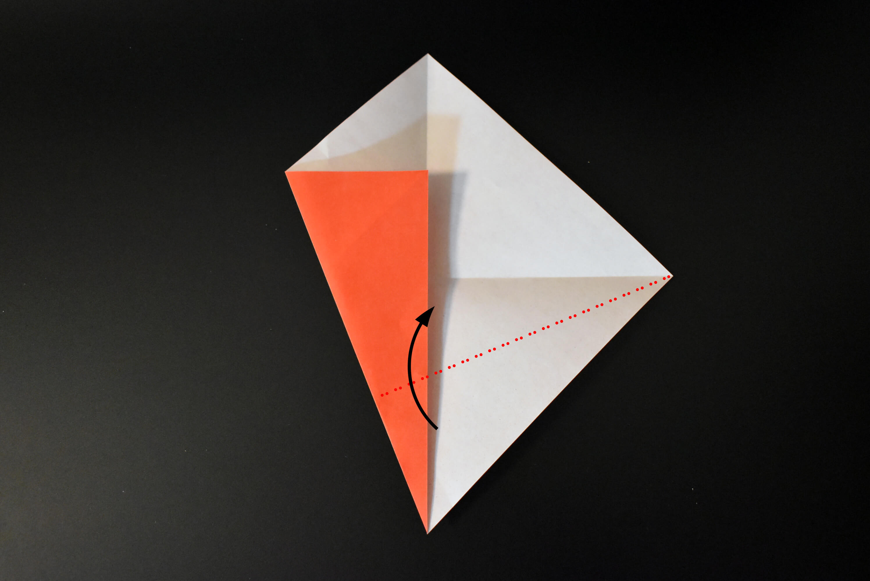 お正月に作りたい折り紙6選 手作りの飾りで新年を迎えよう おりがみ部の記事一覧 おりがみ部 部活トップ バンダイによる 遊びと学びのココロ育むファミリーエンタメサイト