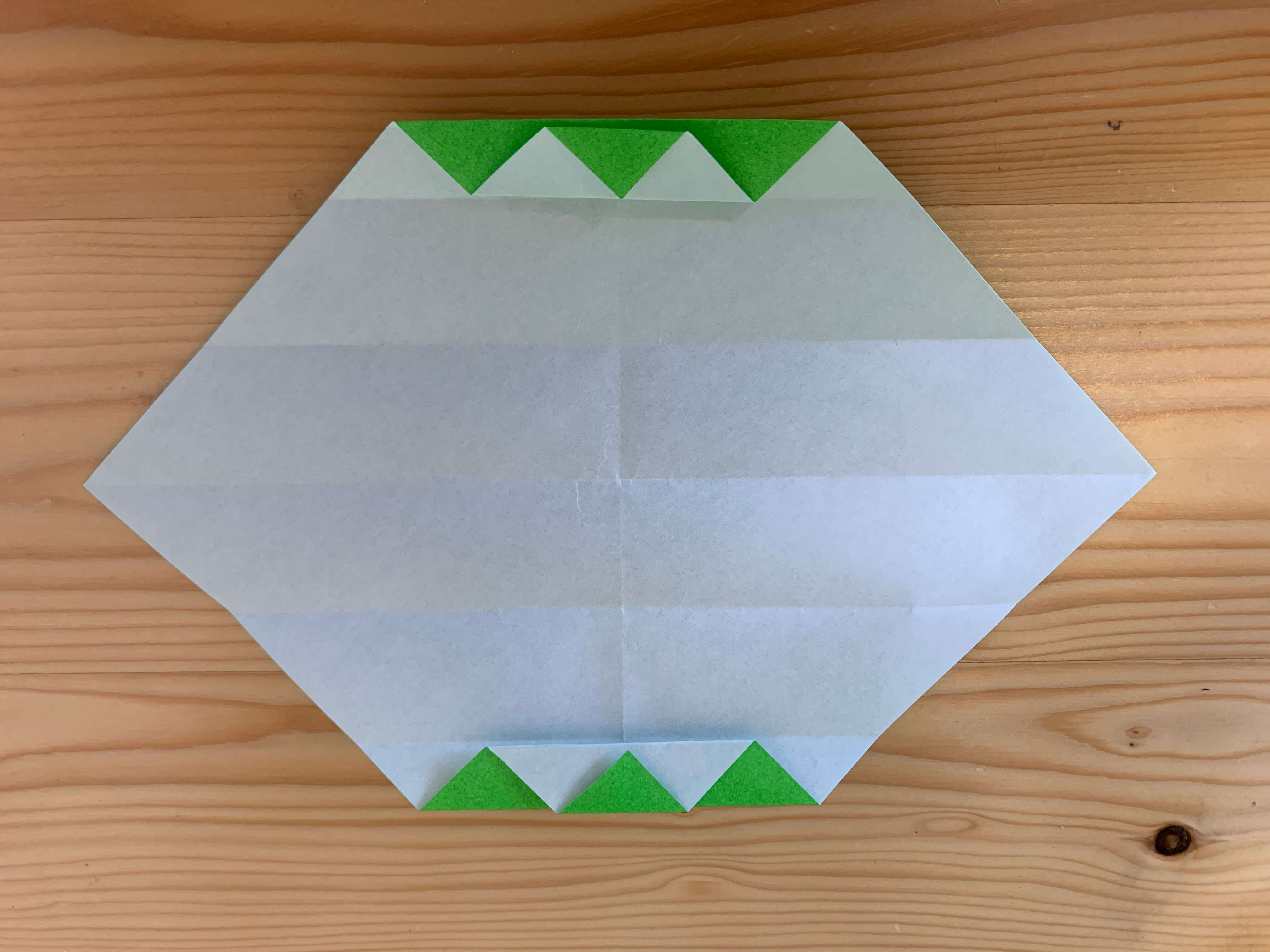 折り紙でヘビを作ろう 簡単なものから立体的な折り方を紹介 おりがみ部の記事一覧 おりがみ部 部活トップ バンダイによる 遊びと学びのココロ育むファミリーエンタメサイト