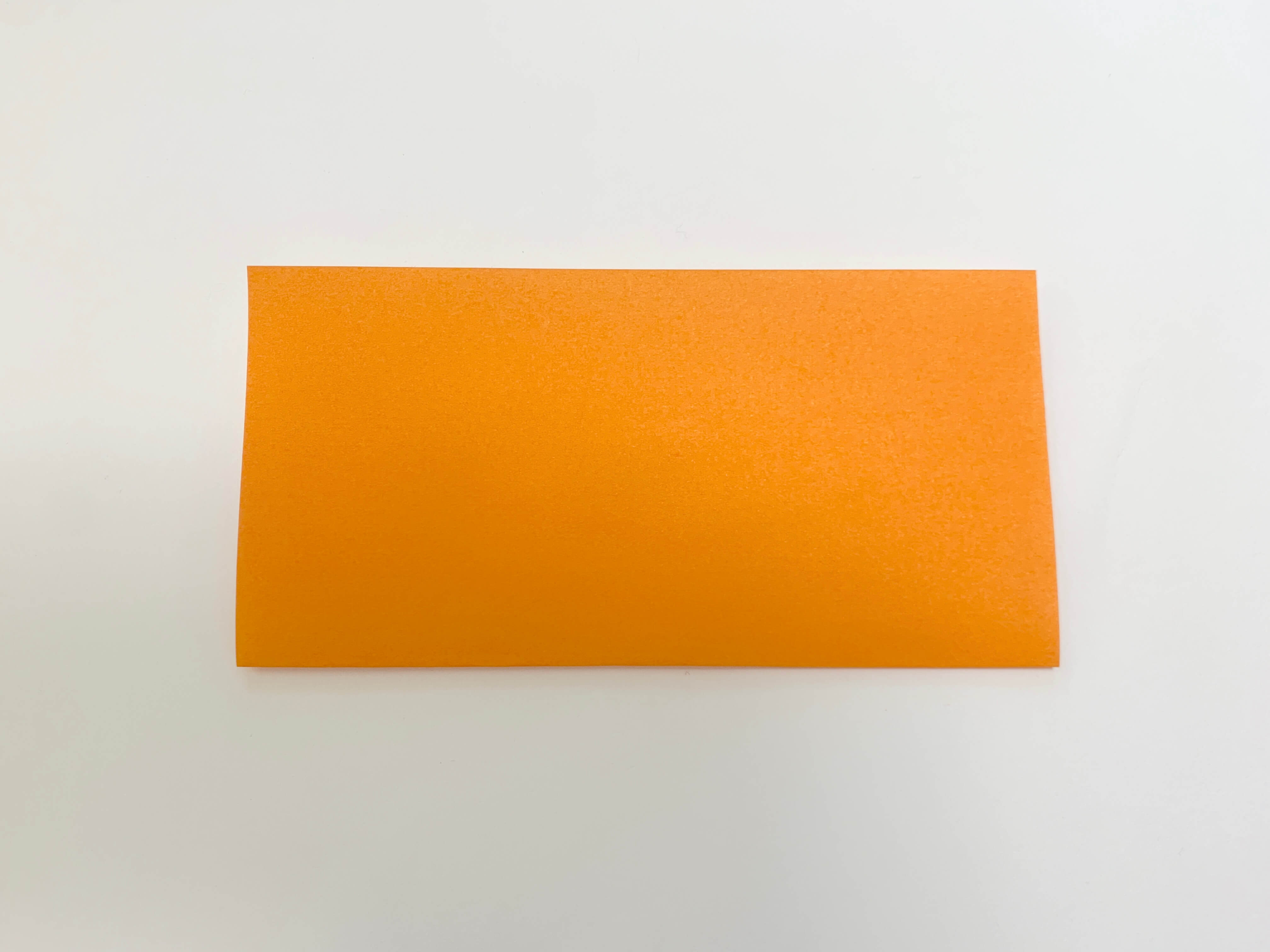 柿を折り紙で作ろう へたの部分が異なる折り方を4種類紹介 おりがみ部の記事一覧 おりがみ部 部活トップ バンダイによる 遊びと学びのココロ育むファミリーエンタメサイト 柿を折り紙で作ろう へたの部分が異なる折り方を4種類紹介 おりがみ部の記事一覧 おりがみ部 部活トップ バンダイによる 遊びと学びのココロ育むファミリーエンタメサイト