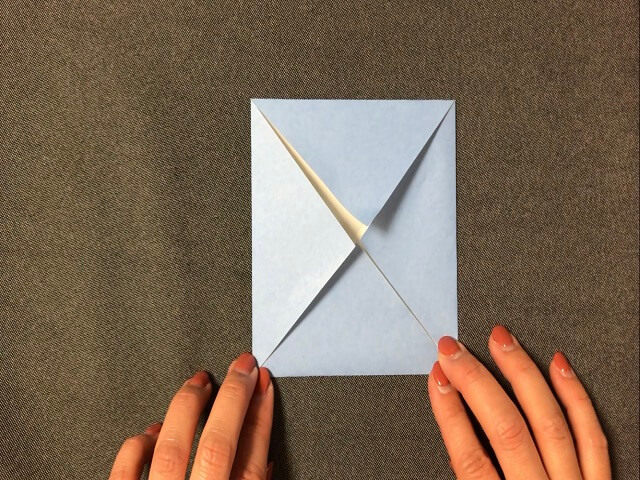 折り紙でランドセルを折ってみよう 3通りの折り方をご紹介 おりがみ部の記事一覧 おりがみ部 部活トップ バンダイによる 遊びと学びのココロ育むファミリーエンタメサイト